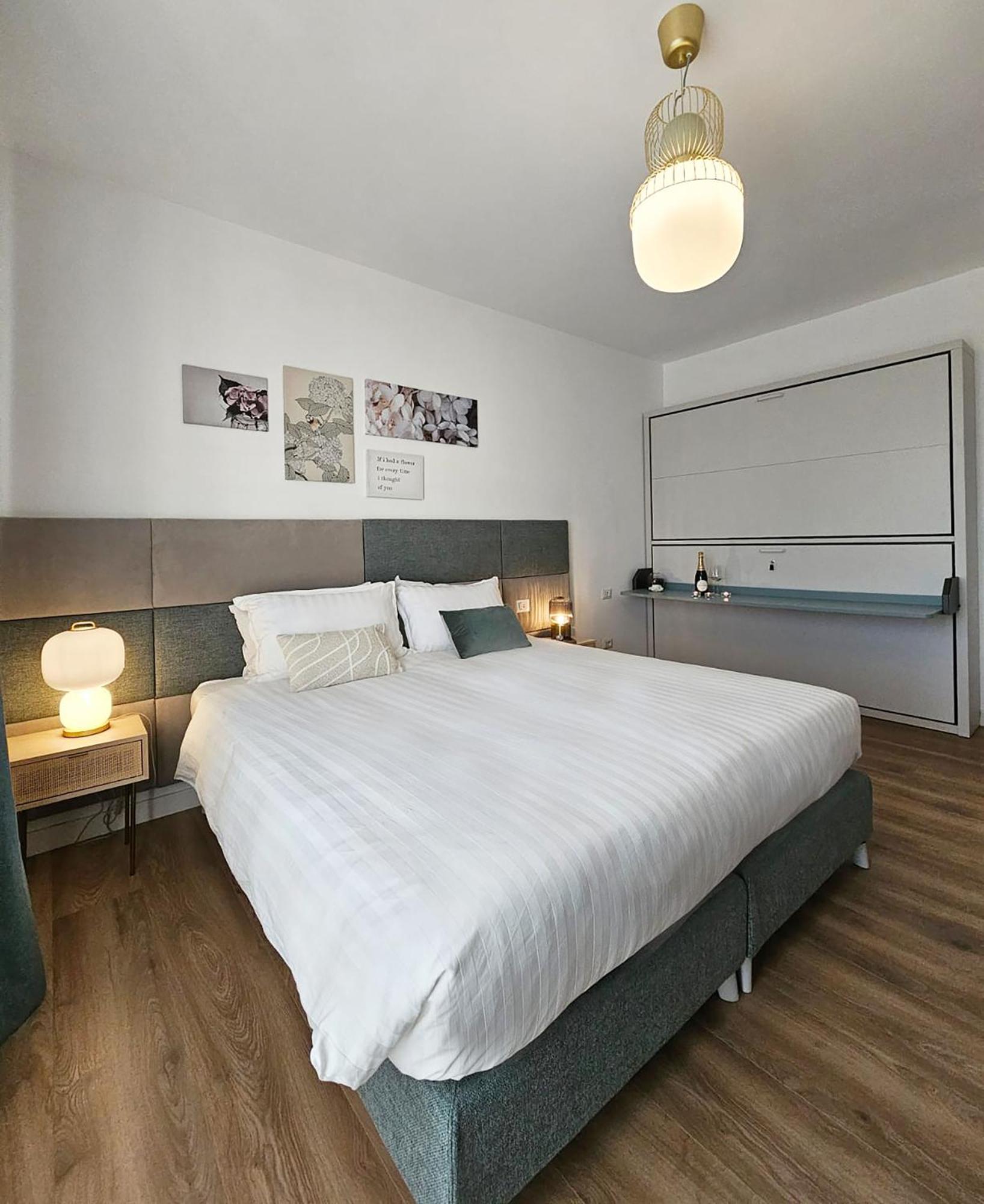 B&B Domus Teano Luxury Rooms Rom Eksteriør billede
