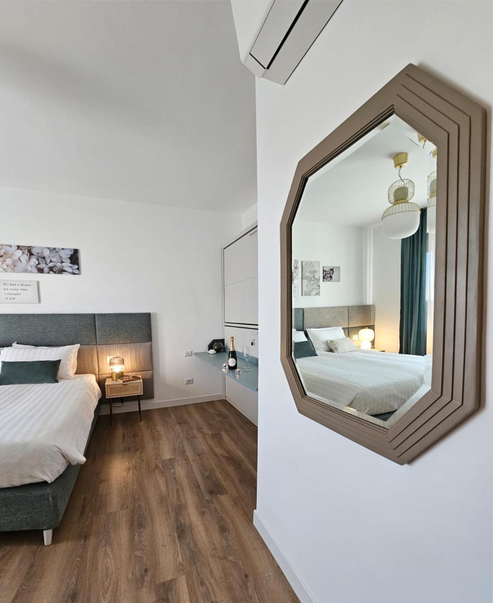 B&B Domus Teano Luxury Rooms Rom Eksteriør billede