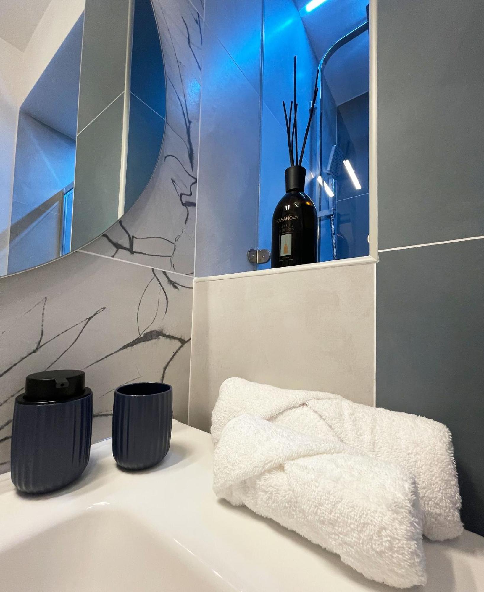 B&B Domus Teano Luxury Rooms Rom Eksteriør billede