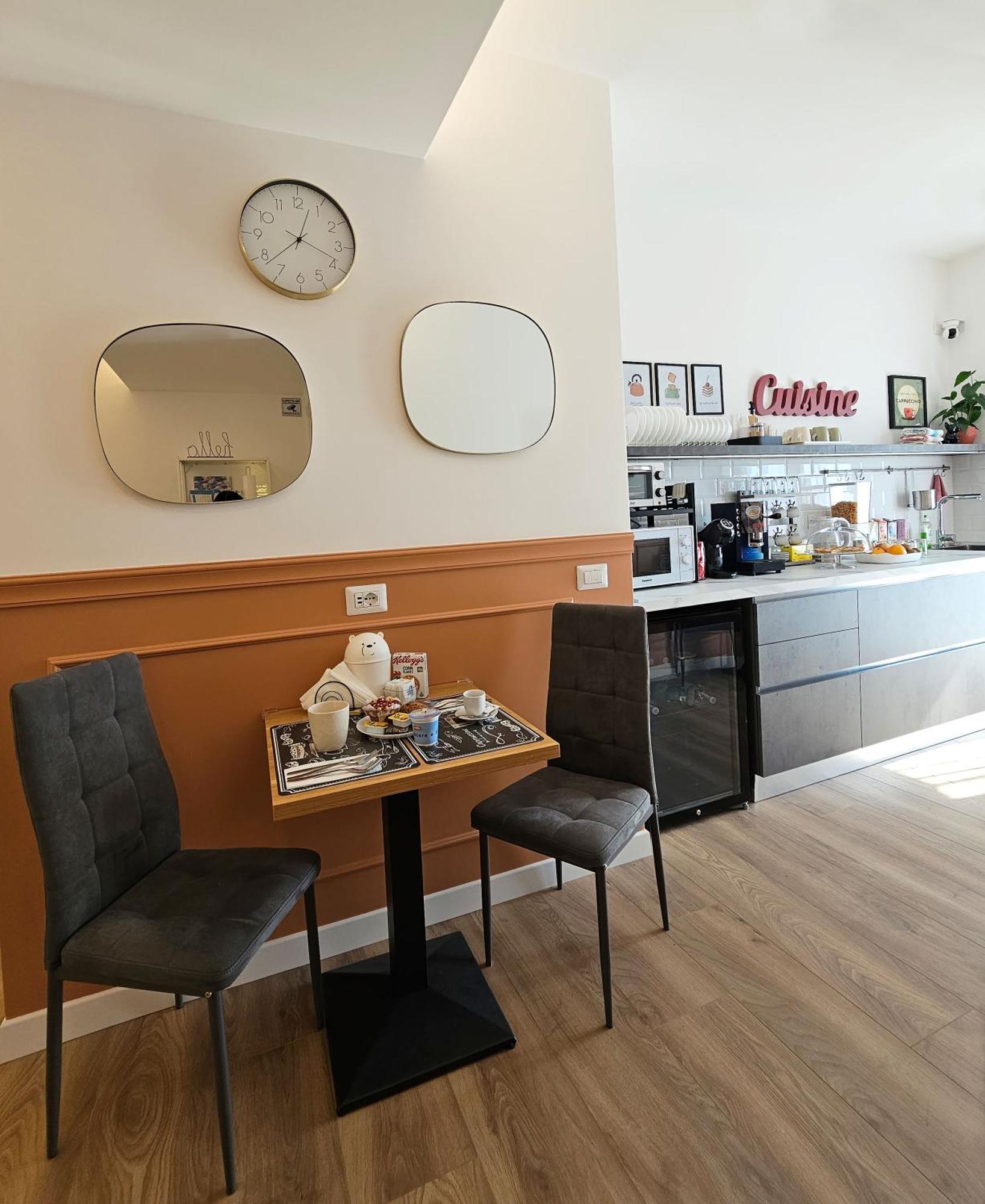 B&B Domus Teano Luxury Rooms Rom Eksteriør billede